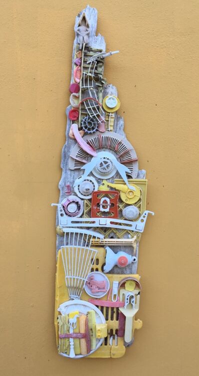 Abstract kunstwerk in geel, wit en rood tinten